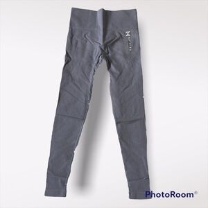Nothing to Prove Women’s ribbed logo work out leggings size Medium